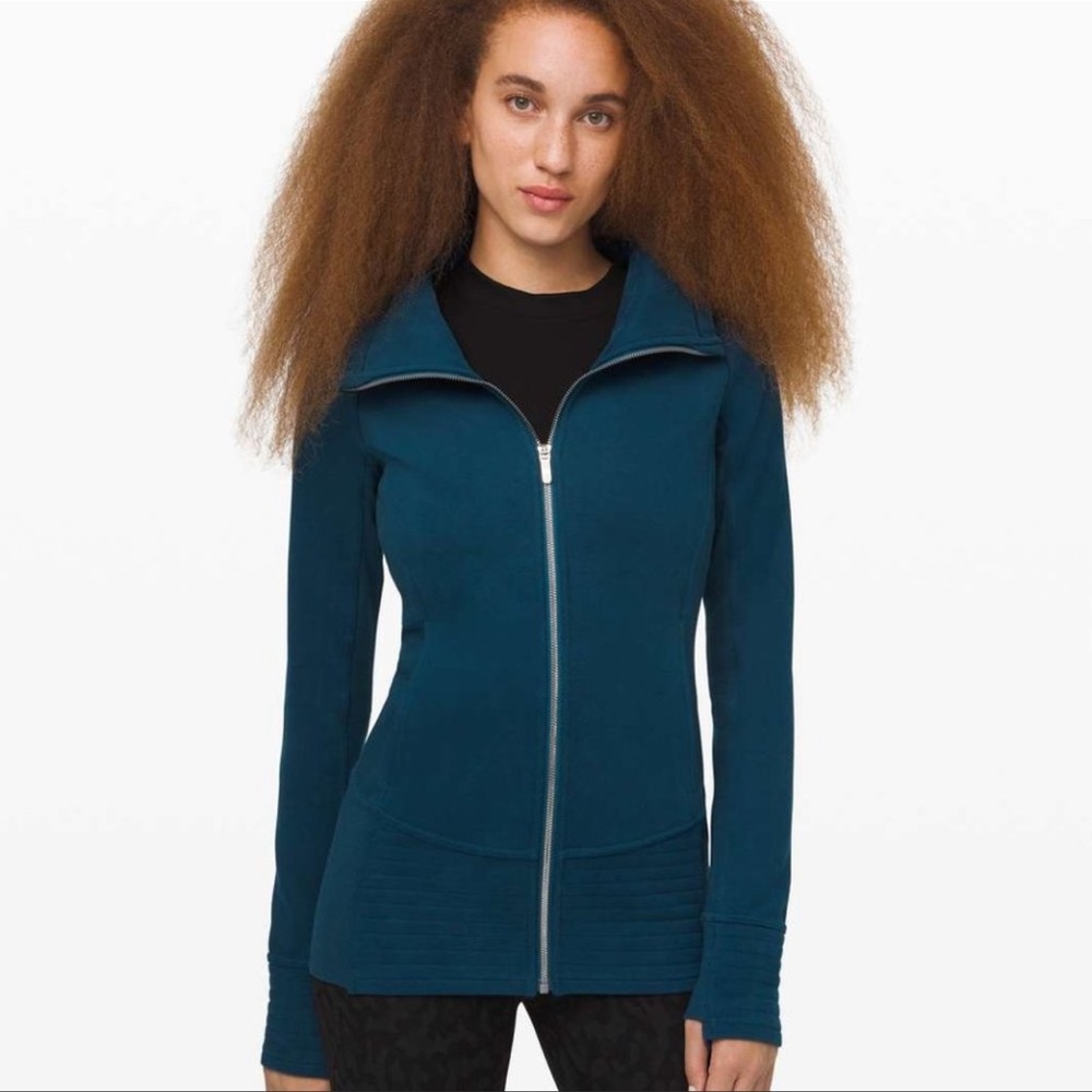 Lululemon radiant teal zip front jacket size 6 night diver